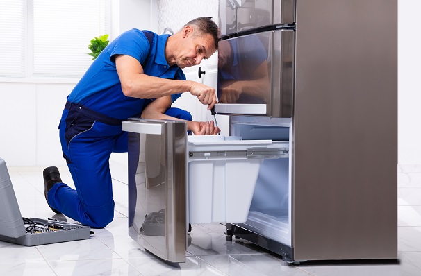 Best fridge serviceman Perth repairing refrigerator